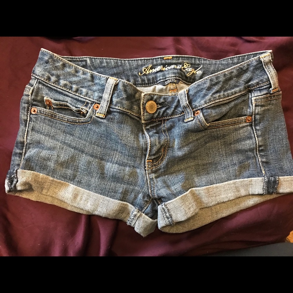 Wm’s American Eagle shorts size 4